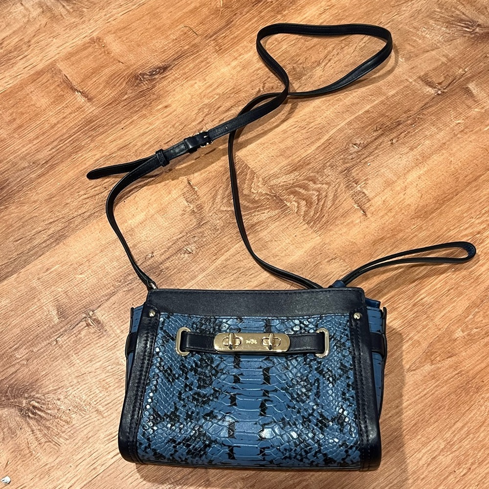 COACH Swagger Exotic Snakeskin Embossed Leather Mini Crossbody Clutch